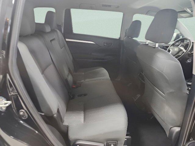 used 2019 Toyota Highlander car, priced at $20,987