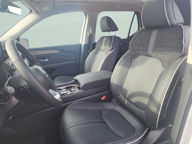 new 2026 Honda Pilot car, priced at $55,663