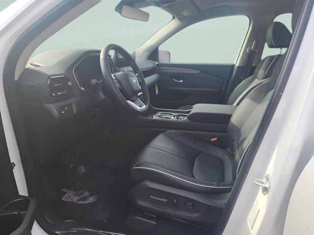 new 2026 Honda Pilot car, priced at $55,663