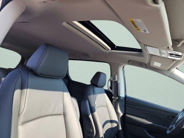 new 2026 Honda Odyssey car, priced at $44,290