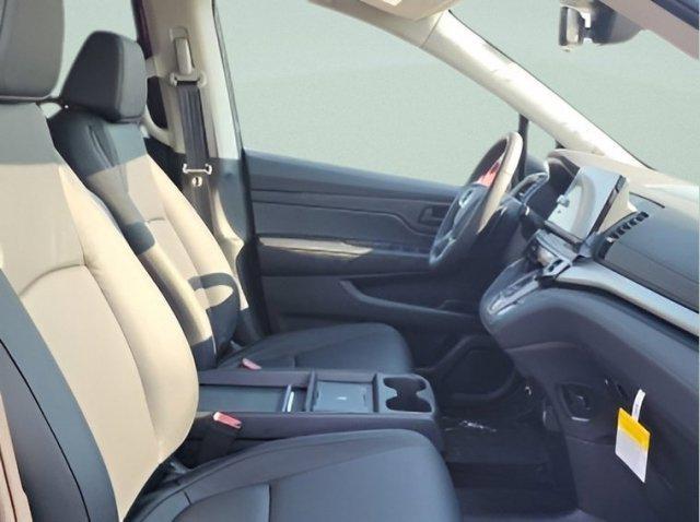 new 2026 Honda Odyssey car, priced at $44,290