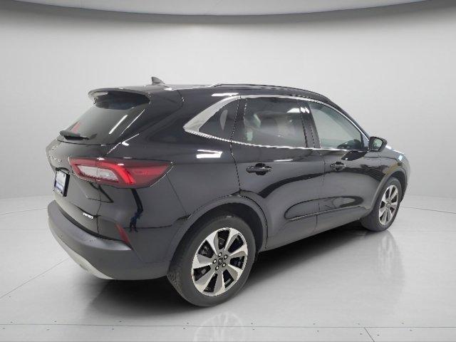 used 2023 Ford Escape car, priced at $24,331