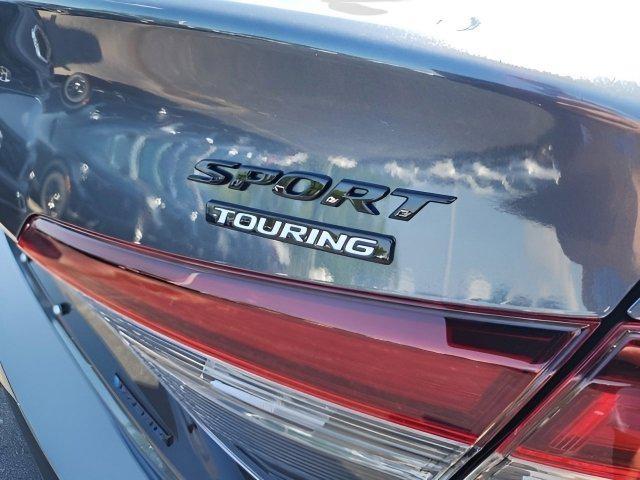 new 2026 Honda Civic Hybrid car, priced at $33,155