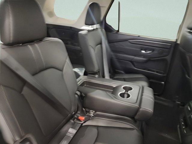 new 2026 Honda Pilot car, priced at $54,843