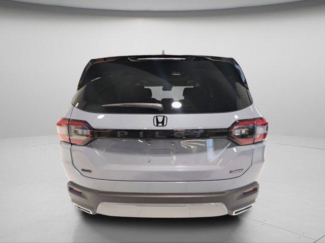 new 2026 Honda Pilot car, priced at $54,843
