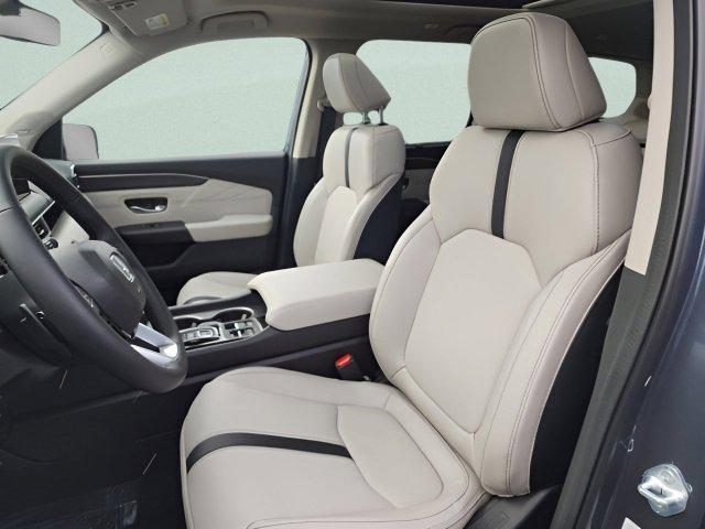 new 2026 Honda Pilot car, priced at $53,177