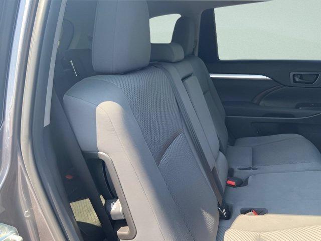 used 2019 Toyota Highlander car, priced at $24,387