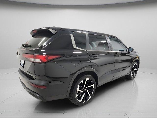 used 2022 Mitsubishi Outlander car, priced at $16,400