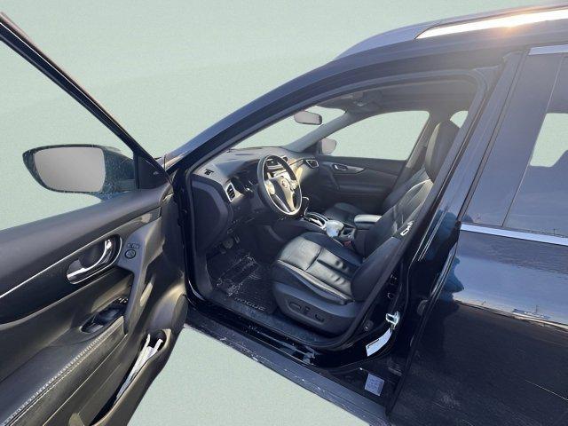 used 2015 Nissan Rogue car, priced at $9,998