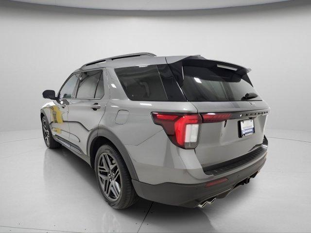 used 2025 Ford Explorer car, priced at $49,989