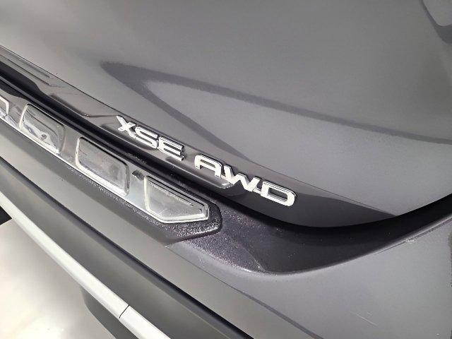 used 2023 Toyota Highlander car, priced at $36,490