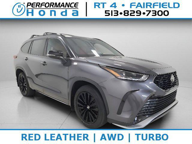 used 2023 Toyota Highlander car, priced at $36,490