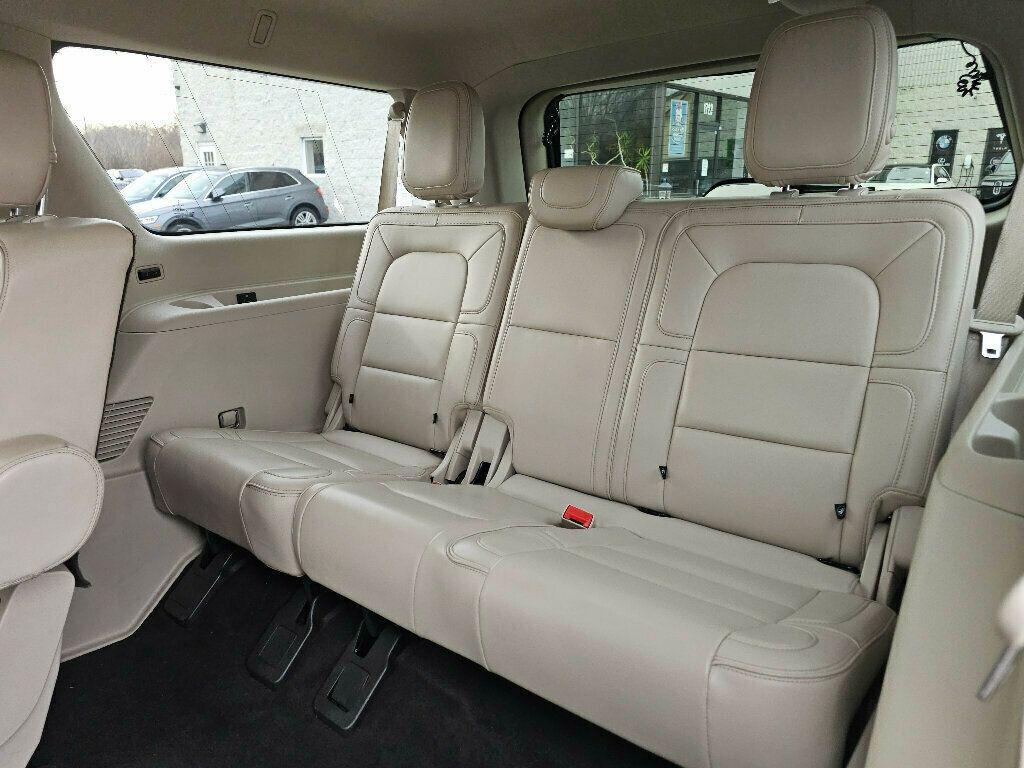 used 2019 Lincoln Navigator L car, priced at $36,899