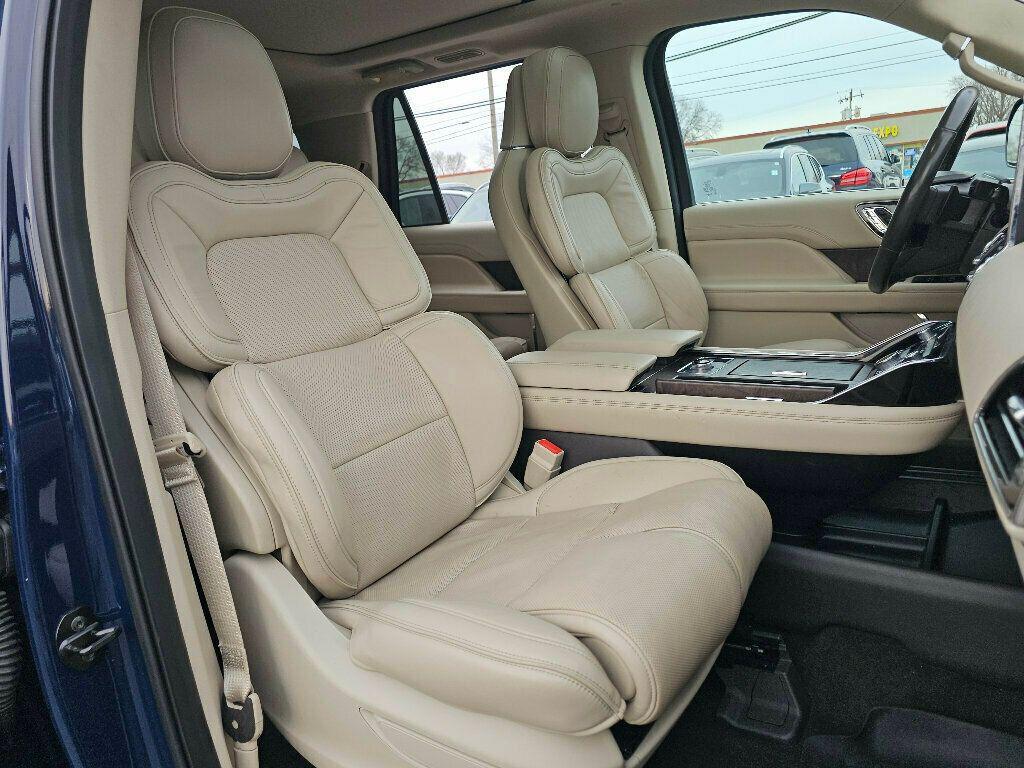 used 2019 Lincoln Navigator L car, priced at $36,899