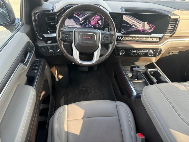 used 2023 GMC Sierra 1500 car, priced at $35,995