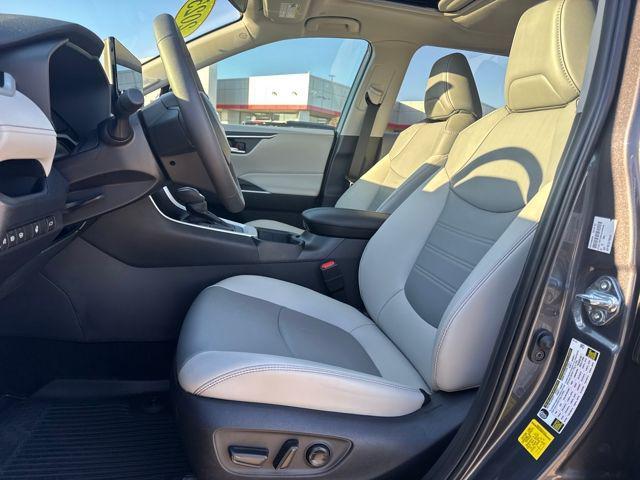 used 2025 Toyota RAV4 car, priced at $35,995