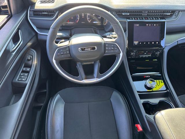 used 2024 Jeep Grand Cherokee car, priced at $34,595