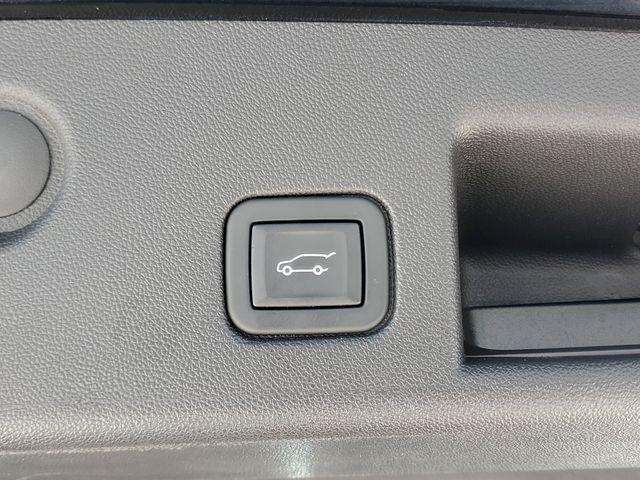 used 2024 Chevrolet Equinox car, priced at $25,995