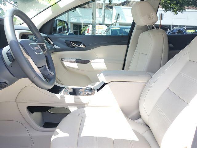 used 2023 GMC Acadia car, priced at $38,850