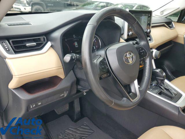 used 2020 Toyota RAV4 car, priced at $22,371
