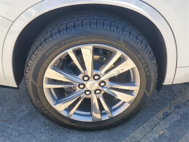 used 2023 Cadillac XT6 car, priced at $32,499