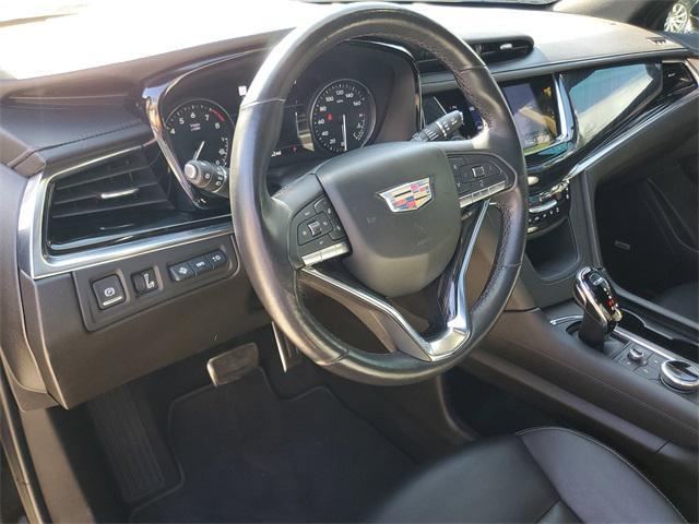 used 2023 Cadillac XT6 car, priced at $31,950