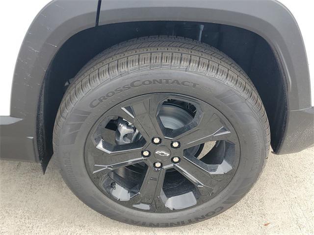 new 2026 Chevrolet Equinox car, priced at $30,525