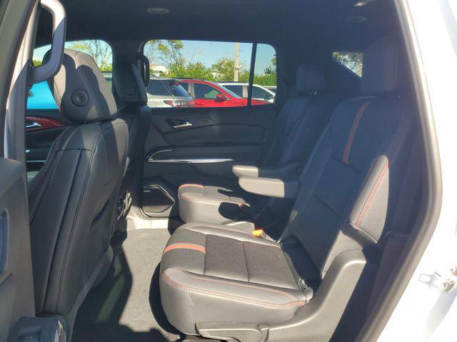 new 2026 Chevrolet Traverse car, priced at $51,119