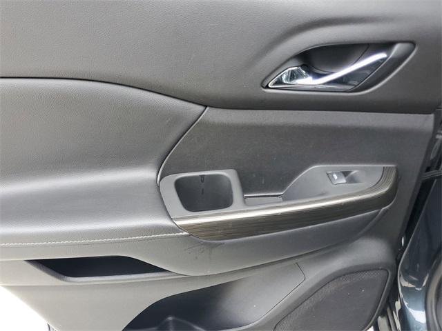 used 2020 GMC Acadia car, priced at $19,895