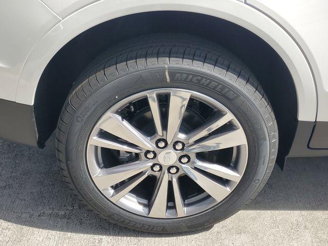 new 2026 Cadillac XT5 car, priced at $53,214