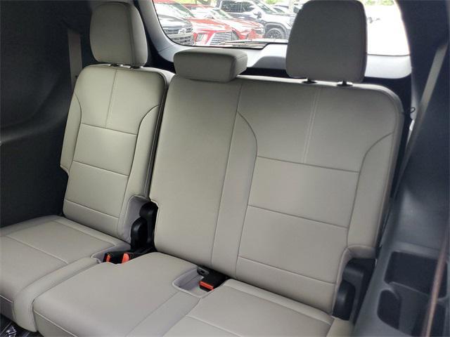 used 2024 GMC Acadia car, priced at $34,889