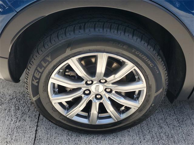 2019 Atlantic Metallic Cadillac XT4