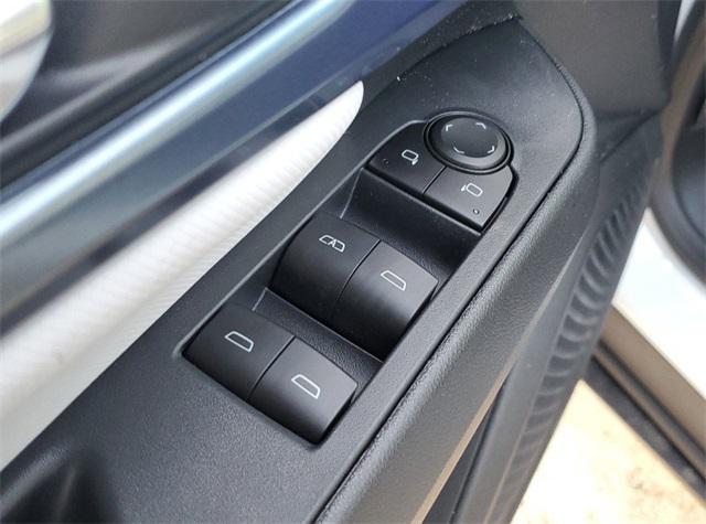 new 2026 Chevrolet Equinox EV car, priced at $28,690