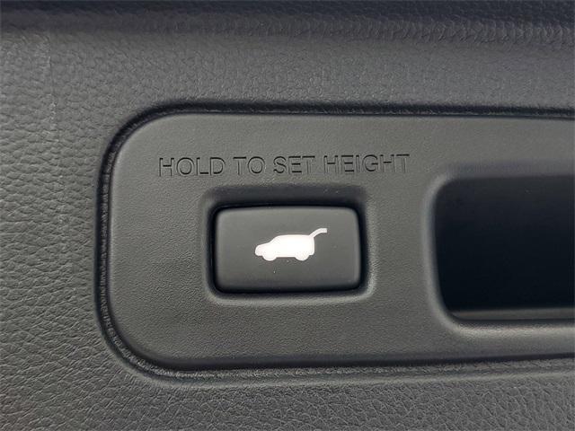 used 2025 Honda Pilot car, priced at $34,899