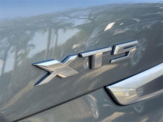 used 2024 Cadillac XT5 car, priced at $35,999