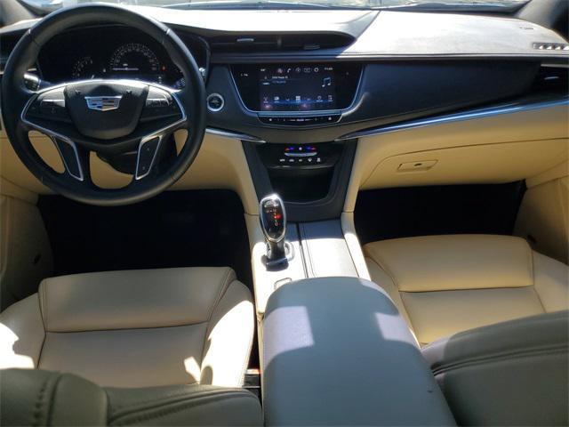 used 2017 Cadillac XT5 car, priced at $15,995