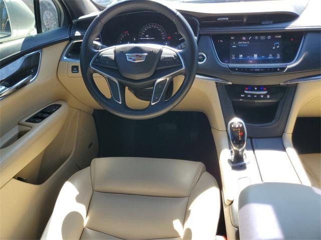 used 2017 Cadillac XT5 car, priced at $15,995