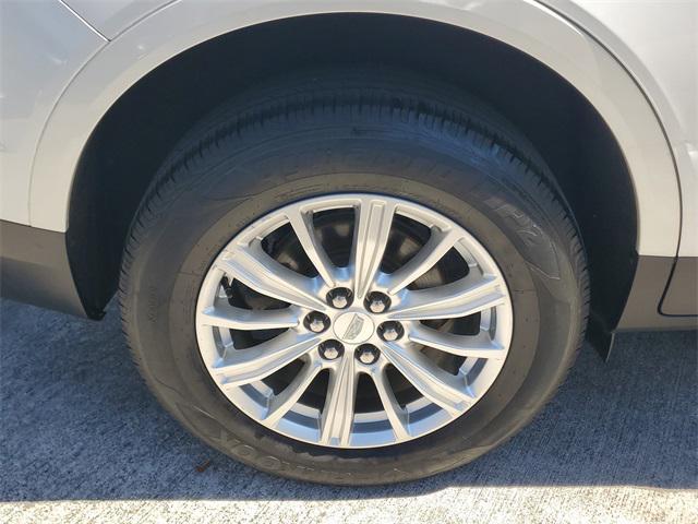 used 2017 Cadillac XT5 car, priced at $15,995