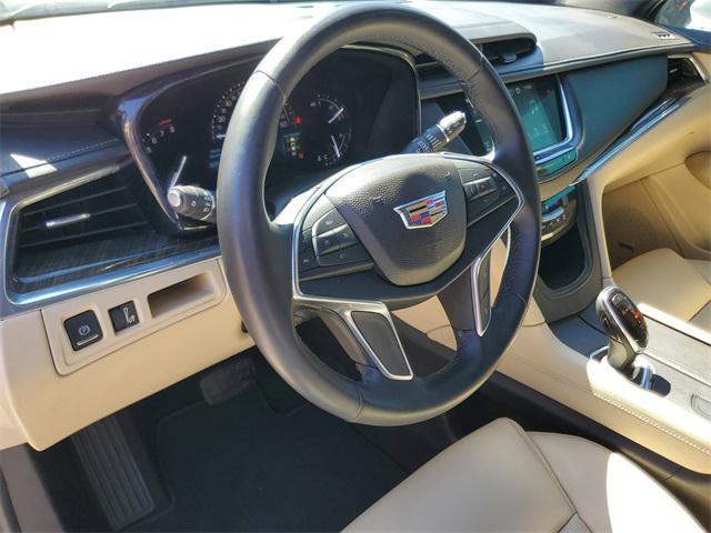 used 2017 Cadillac XT5 car, priced at $15,995