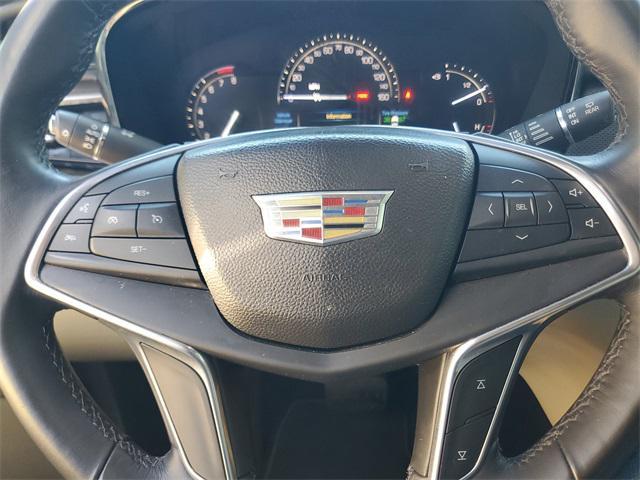 used 2017 Cadillac XT5 car, priced at $15,995