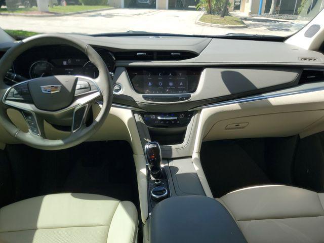 used 2024 Cadillac XT5 car, priced at $39,300