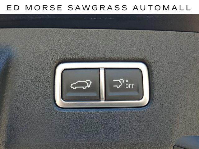 used 2024 Kia Sorento car, priced at $32,999