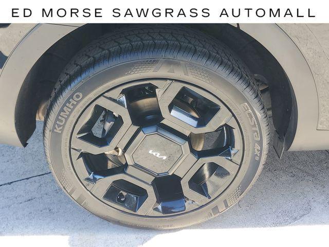 used 2024 Kia Sorento car, priced at $32,999