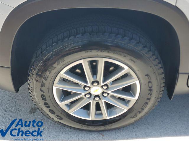 used 2023 Chevrolet Traverse car, priced at $31,291