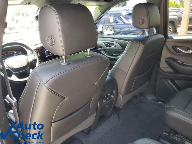 used 2023 Chevrolet Traverse car, priced at $31,291