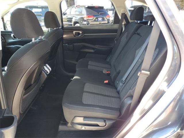 used 2023 Kia Sorento car, priced at $18,885