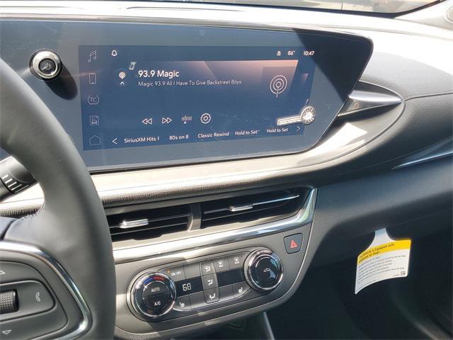 new 2025 Buick Envista car, priced at $22,280