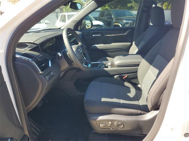 new 2025 GMC Acadia car, priced at $43,183