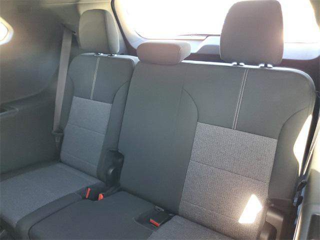 new 2025 GMC Acadia car, priced at $43,183