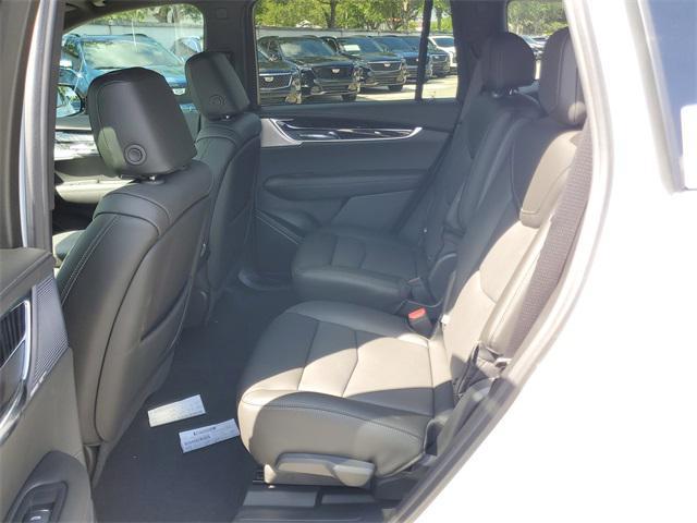 new 2025 Cadillac XT6 car, priced at $51,165